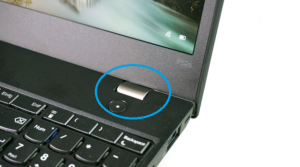 détails de la charnière renforcée du ThinkPad p52s i7 Gen8 - kiatoo